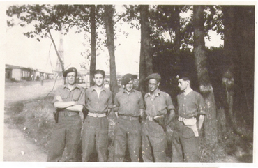 The squad of interrogators ( Bob second from the left). All changed their names, Bob Kutner became Bob Kay. All Sergeants were fluent in more than one language and were armed.