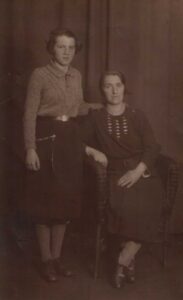 Rosa and her mother before coming to Britain